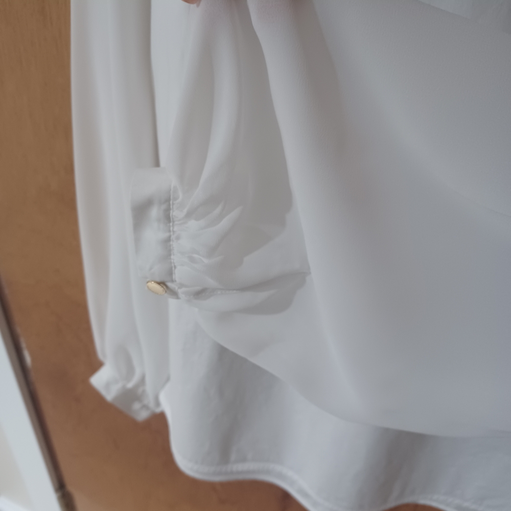 Halston Heritage White Blouse - Picture 3 of 6